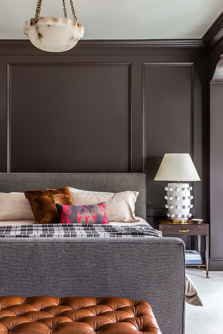 brown wall bedroom