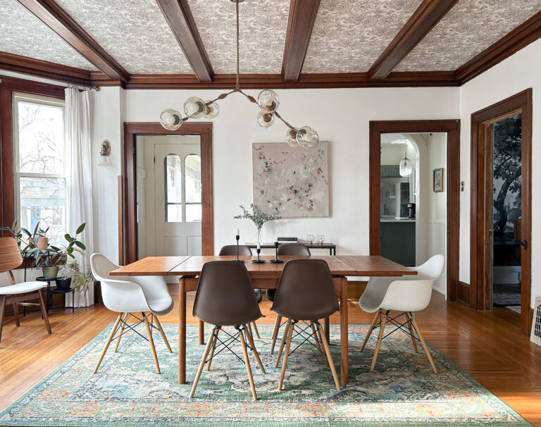 straight fixture dining room